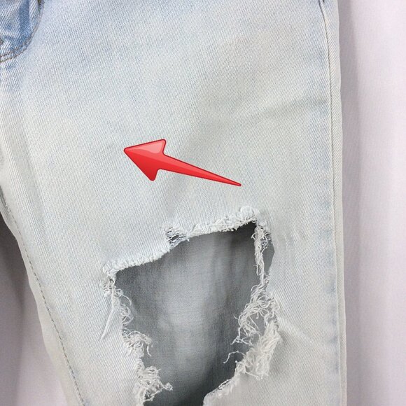 Levis 711 Skinny Distressed Jeans Womens Size 27 Light Wash Denim - Picture 5 of 10